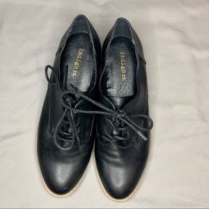Indigo Road Black Lace Up Loafers